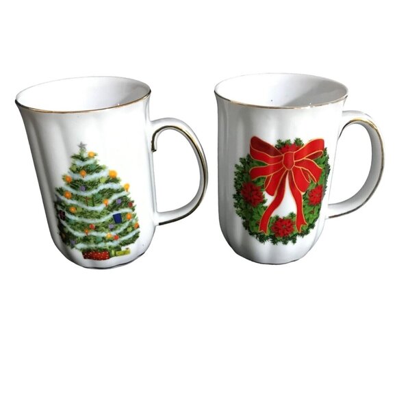 Royal Elfreda Set Of 2 Fine Porcelain Christmas Mugs Cups Xmas Tree & Wreath - Picture 2 of 7